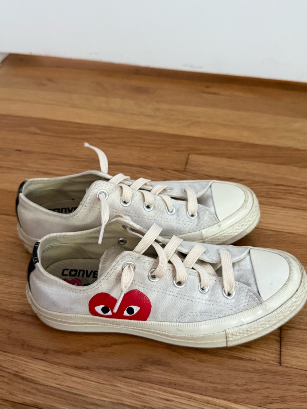 Commes de Garçons Play Converse Size 6